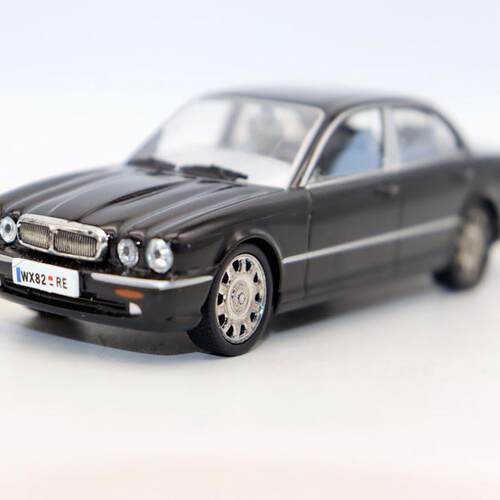 1/43合金车 JagUuar Daimler 捷B豹戴姆勒汽车模型经典复古摆件