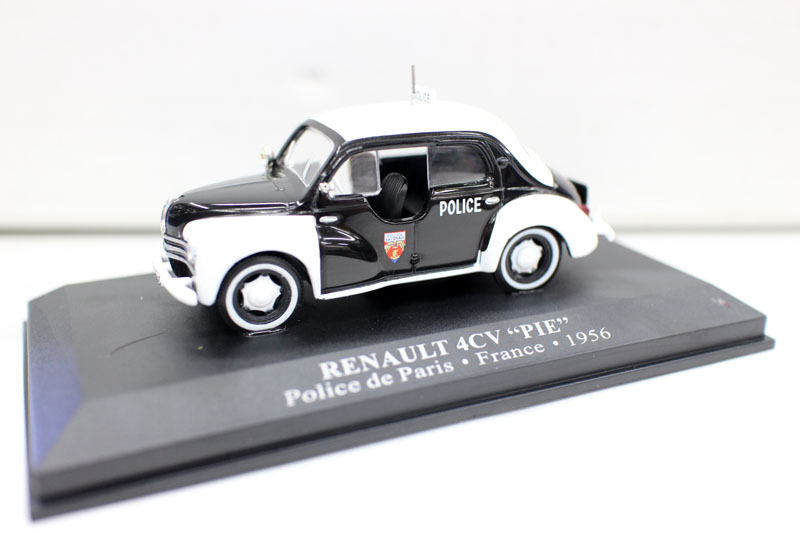合金玩具1/43雷诺警车老爷车模型