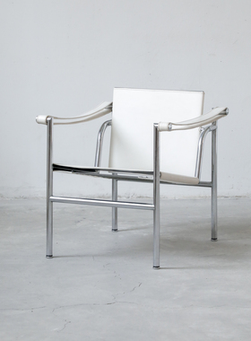 coznap 中古 | 意大利产Le corbusier设计LC1沙发椅休闲椅白色