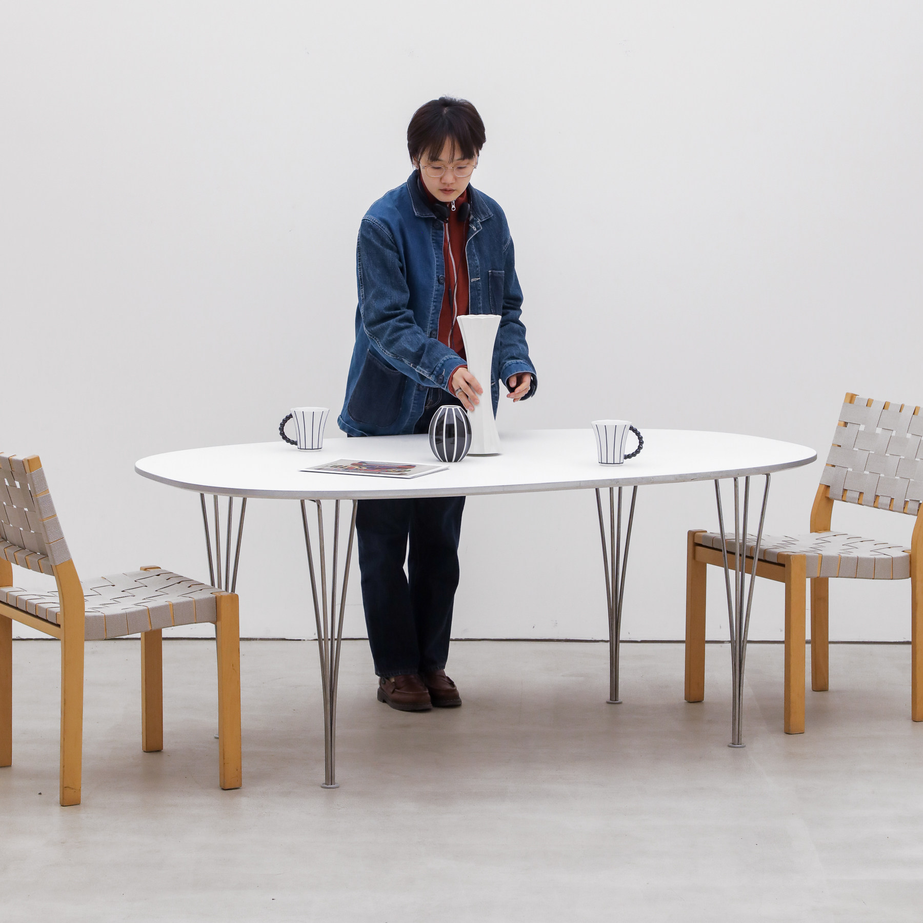 coznap 中古 | 丹麦产 Arne Jacobsen设计 超椭圆餐桌 白色 170cm