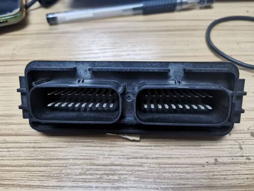 Cinch 5810140011 Dual Male header, 40 pins