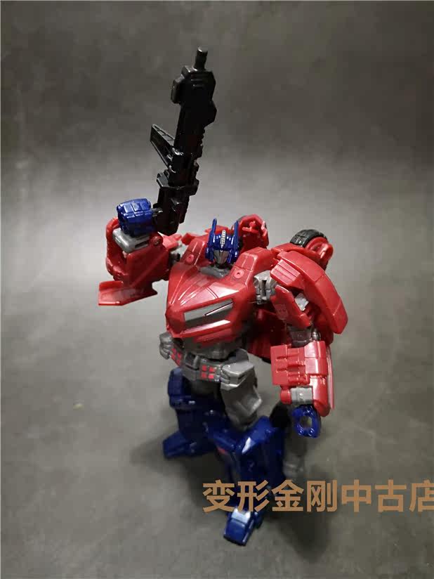 变形金刚玩具机器人美经3.0 美版经典 WFC美版初版擎天柱特价包邮在类目 模玩/动漫/周边/cos/桌游, 高达/机甲模型/机器人/变形类, 变形金刚模型专区中 - 来自Buy2taobao.com提供专业的淘宝代购服务