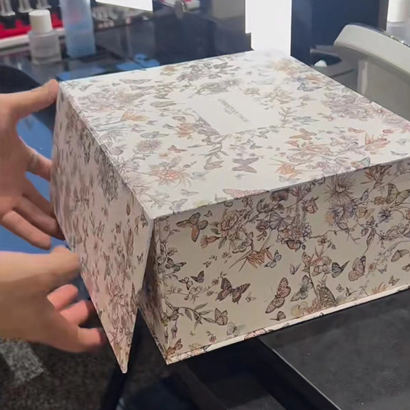 in stock Dior/Dior Spring New Butterfly Gift Box Perfume Aromatherapy Body Cream Gift Box
