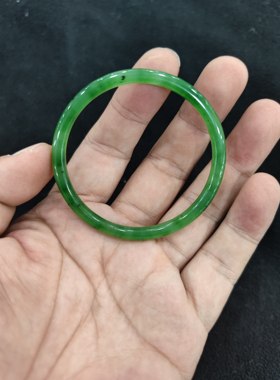 和田碧玉手镯冰底菠菜绿满绿圆条手镯无裂无纹54圈口