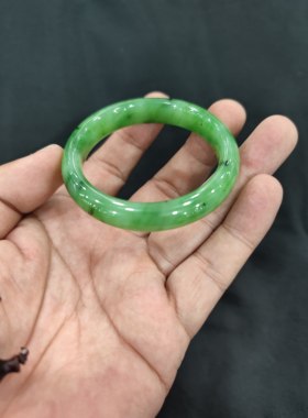 和田碧玉手镯冰底乌兰海碧玉果绿手镯正版手镯53圈口