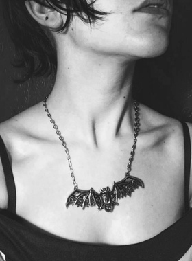 复古宫廷风蕾丝蝙蝠翅膀项链