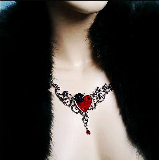 Alchemy Gothic P721 Blood Rose Heart血玫瑰心哥特复古宫廷项链