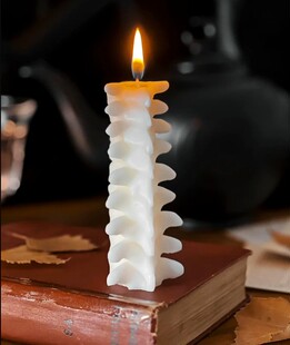 KILLSTAR暗黑哥特OSSUARY人骨教堂骷髅白色脊椎骨亚文化个性蜡烛