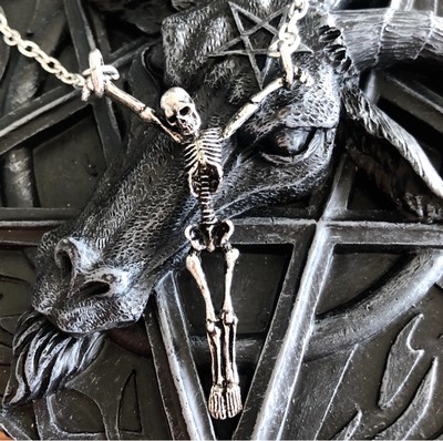 堕入地狱的亡魂哥特项链骷髅