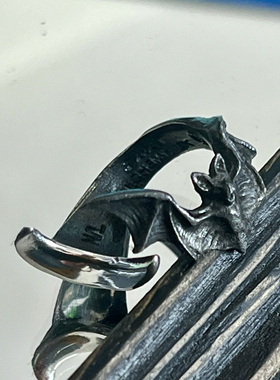 英国Alchemy暗黑哥特亚文化R254 Lunatious月之迷恋蝙蝠开口戒指