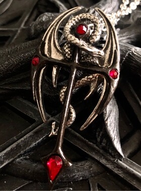 龙与十字架哥特朋克摇滚项链