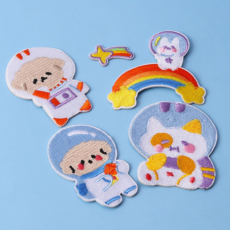 卡通刺绣补丁贴自粘免缝羽绒服高端修补洞图案贴儿童衣服装饰贴布