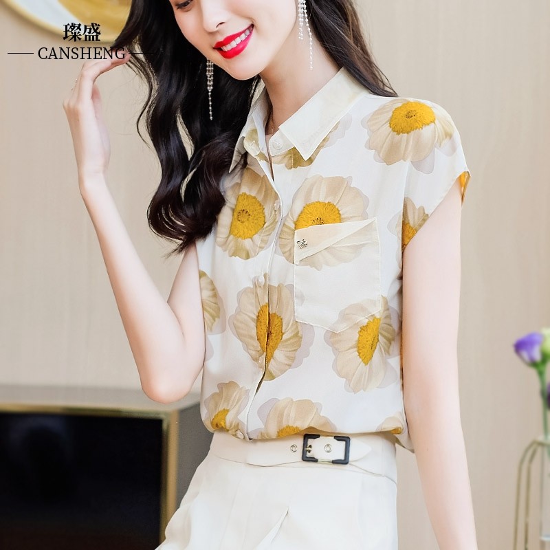 衬衫女夏薄款小款雪纺法式别致漂亮花朵短袖时尚今年流行印花衬衣