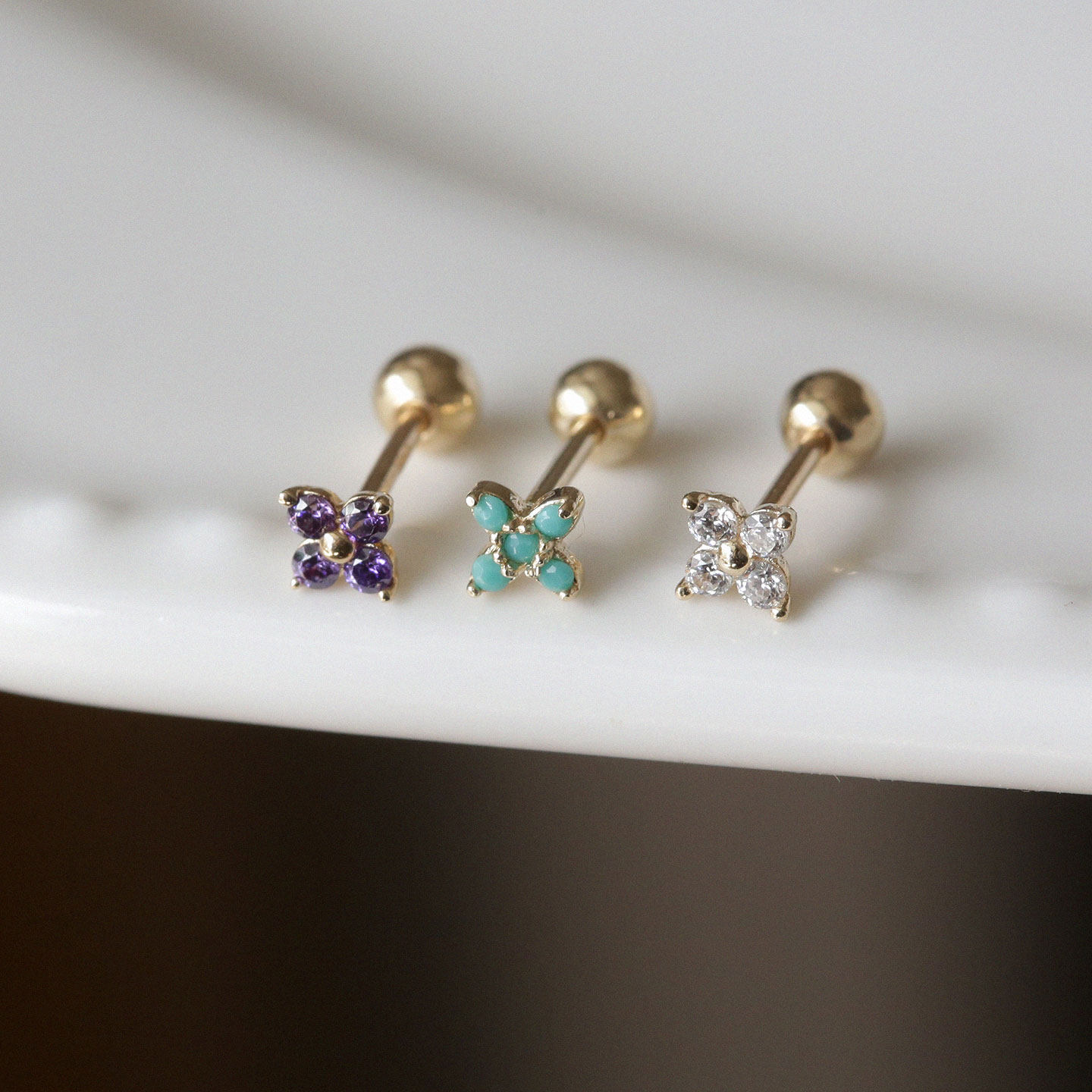 10K金满钻花朵绿松石拧螺丝耳钉