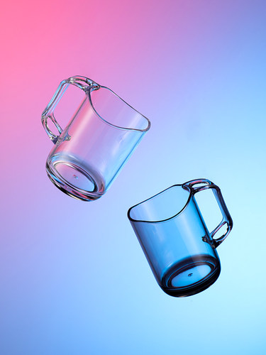 透明塑料的抗摔漱口杯刷牙水杯