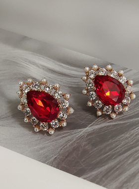 轻奢梨形红色宝石耳钉女韩国气质精致耳环高级感宫廷复古2024新款