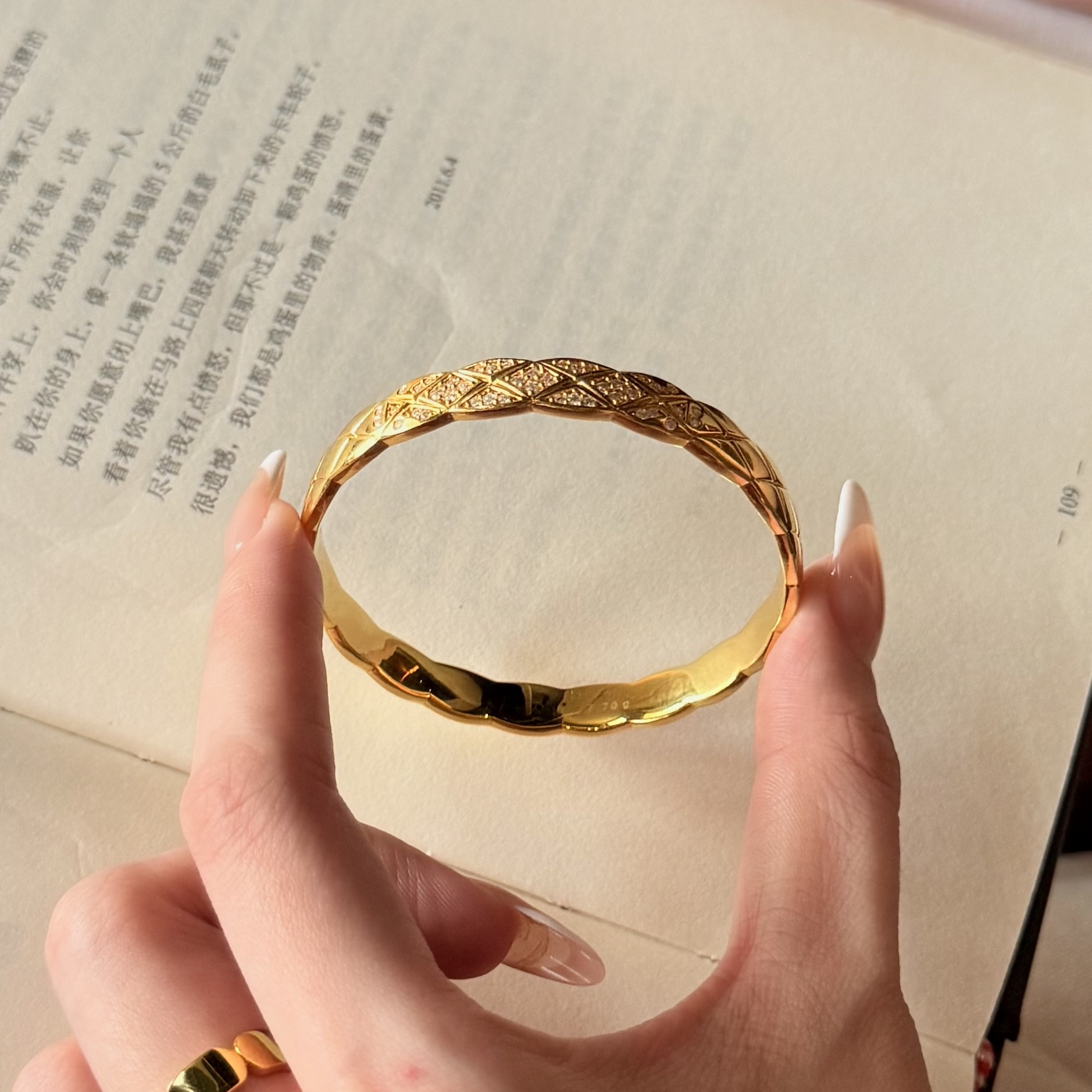 足金999点钻小香风手镯