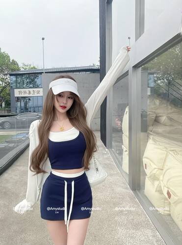 2026春季新款韩版AMY艾米时尚百搭披风+时尚背心高腰短裙三件套女