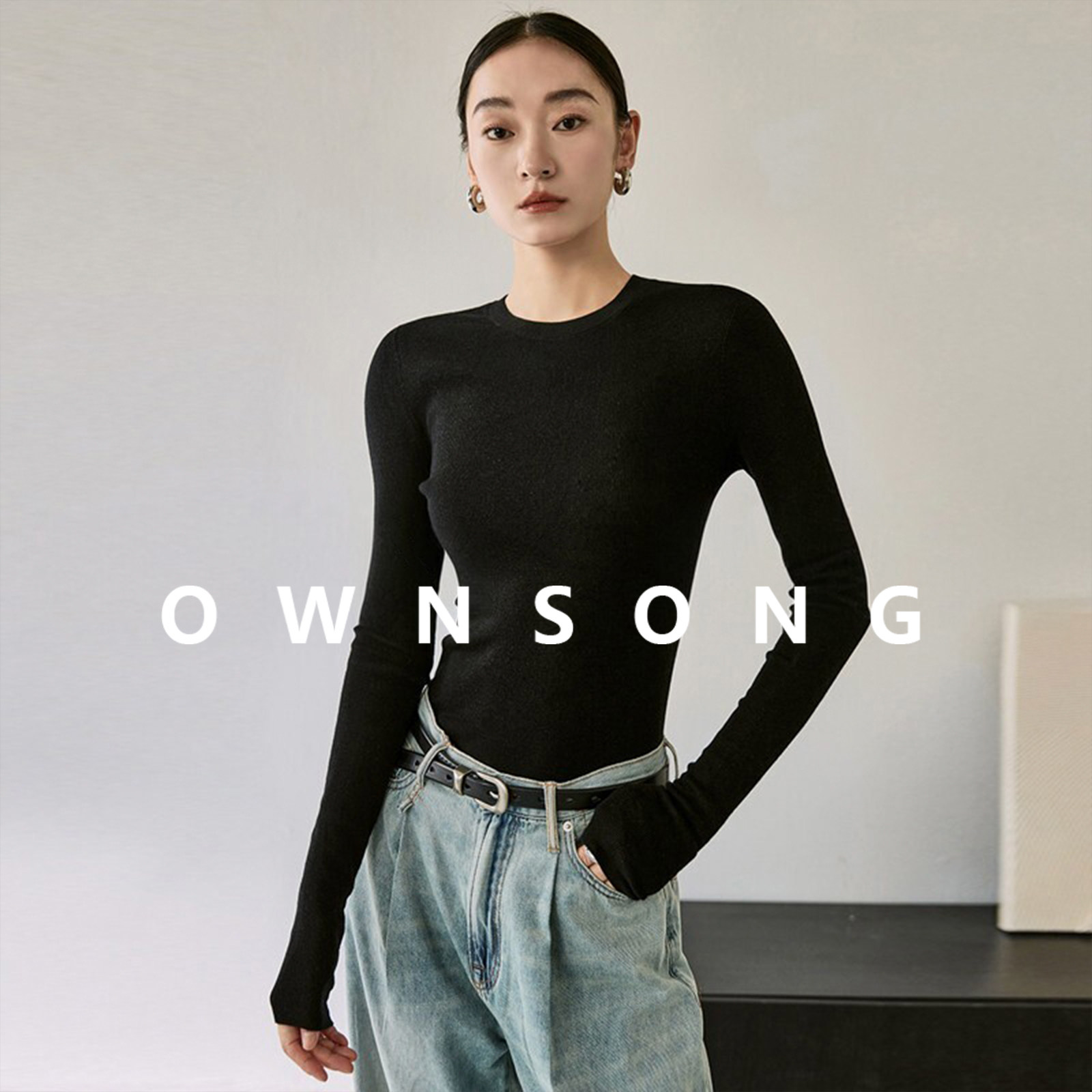 OWNSONG轻薄美丽诺18针120支羊毛无缝一体圆领修身针织打底衫女