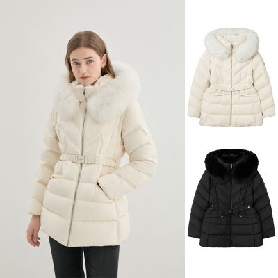 GUESS韩国代购25冬女士休闲中长款收腰狐狸毛领鸭绒羽绒服外套