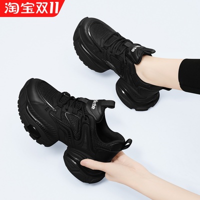 黑色老爹鞋女款2025年新款春秋季旅游厚底休闲显脚小运动百搭