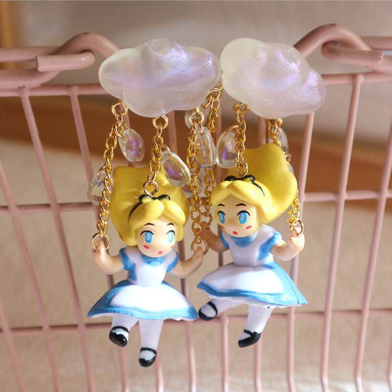 蜜桃家原创日韩卡通可爱少女心爱丽丝公主云朵雨个性趣味耳环耳夹