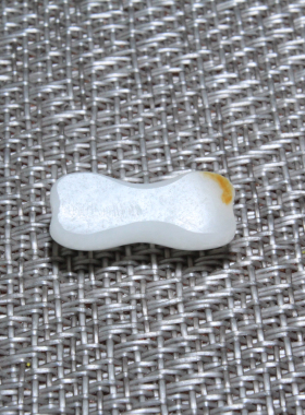 新疆和田玉籽料原石吊坠挂件男女款玉石挂件项链坠子配饰玉佩骨头