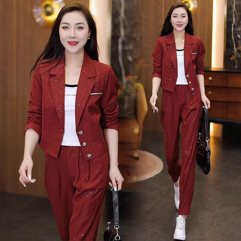 时尚西装套装女2025春季新款时髦洋气细闪短款西服哈伦裤两件套潮