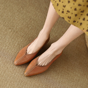 职业春秋小皮鞋尖头粗跟中跟浅口单鞋女卡其色棕黄色全皮真皮鞋CQ