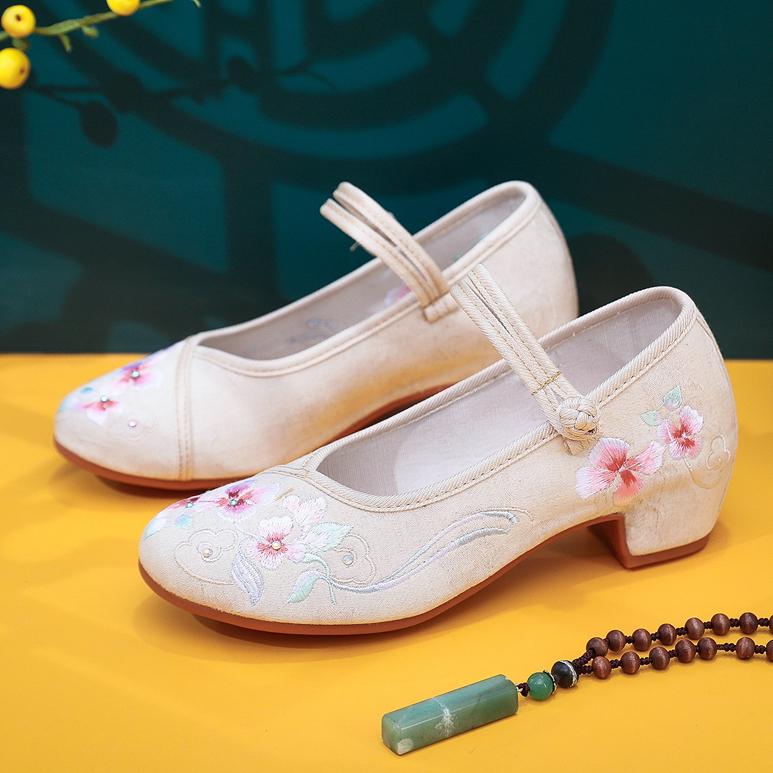 新款古风绣花鞋女士休闲百搭布鞋搭配旗袍汉服鞋民族风单鞋舞蹈鞋