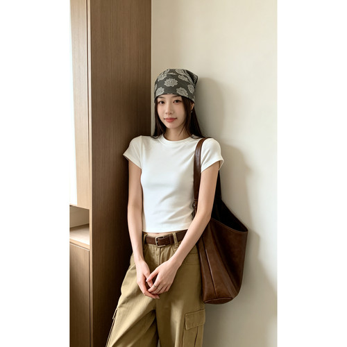 元熙早秋短款木代尔短袖T恤女 修身圆领辣妹基础弹力打底上衣9017