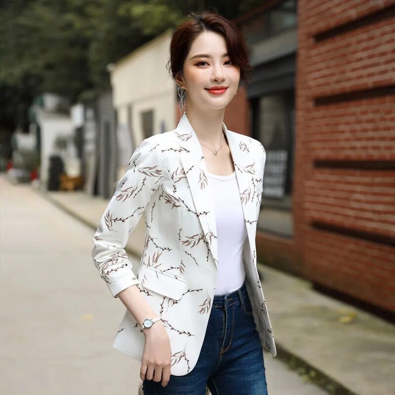 唯品会特卖清仓特价处理断码修身小西装女装品牌正品春秋新款外套