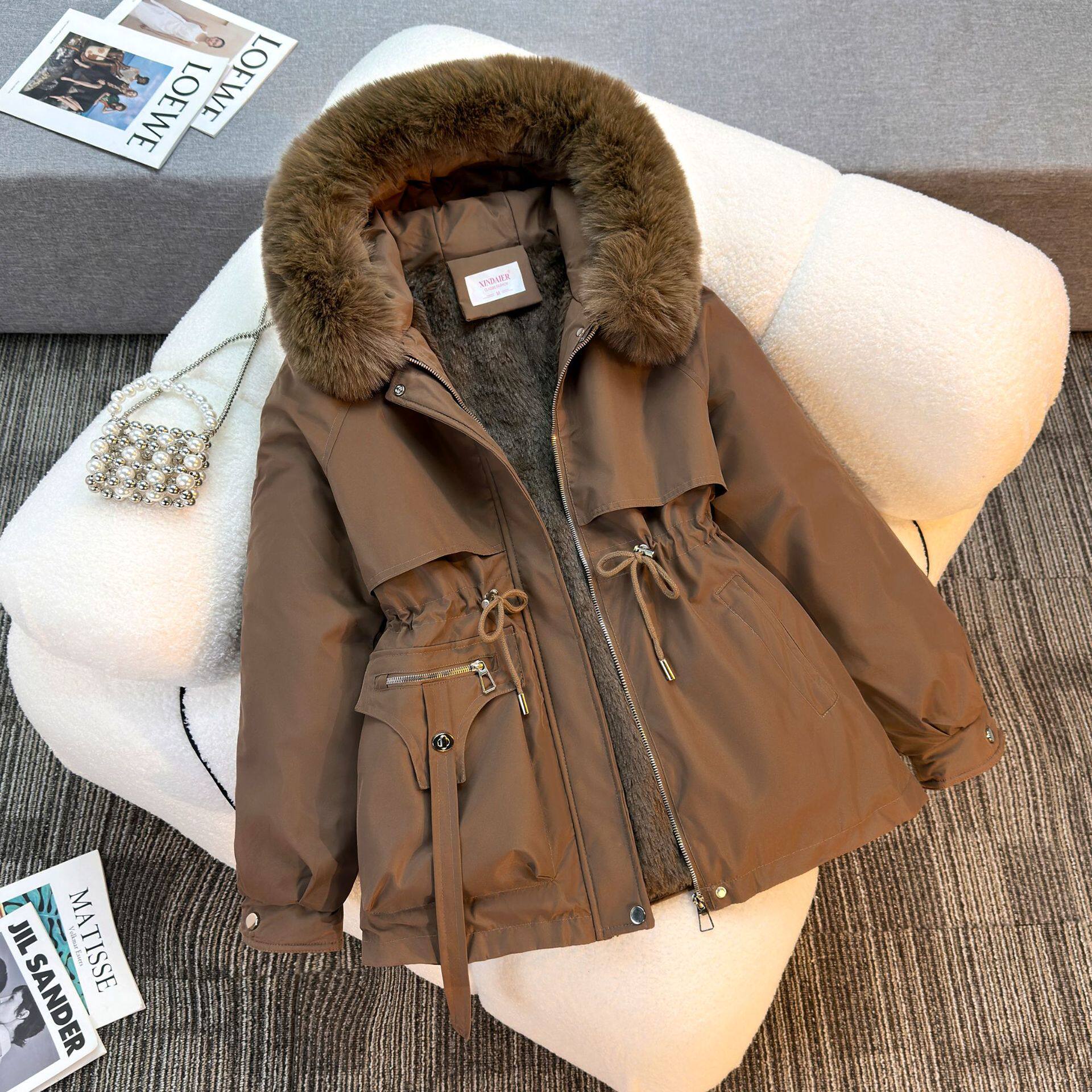 唯品会特卖断码清仓特价处理派克服加厚加绒棉服棉衣女装品牌正品