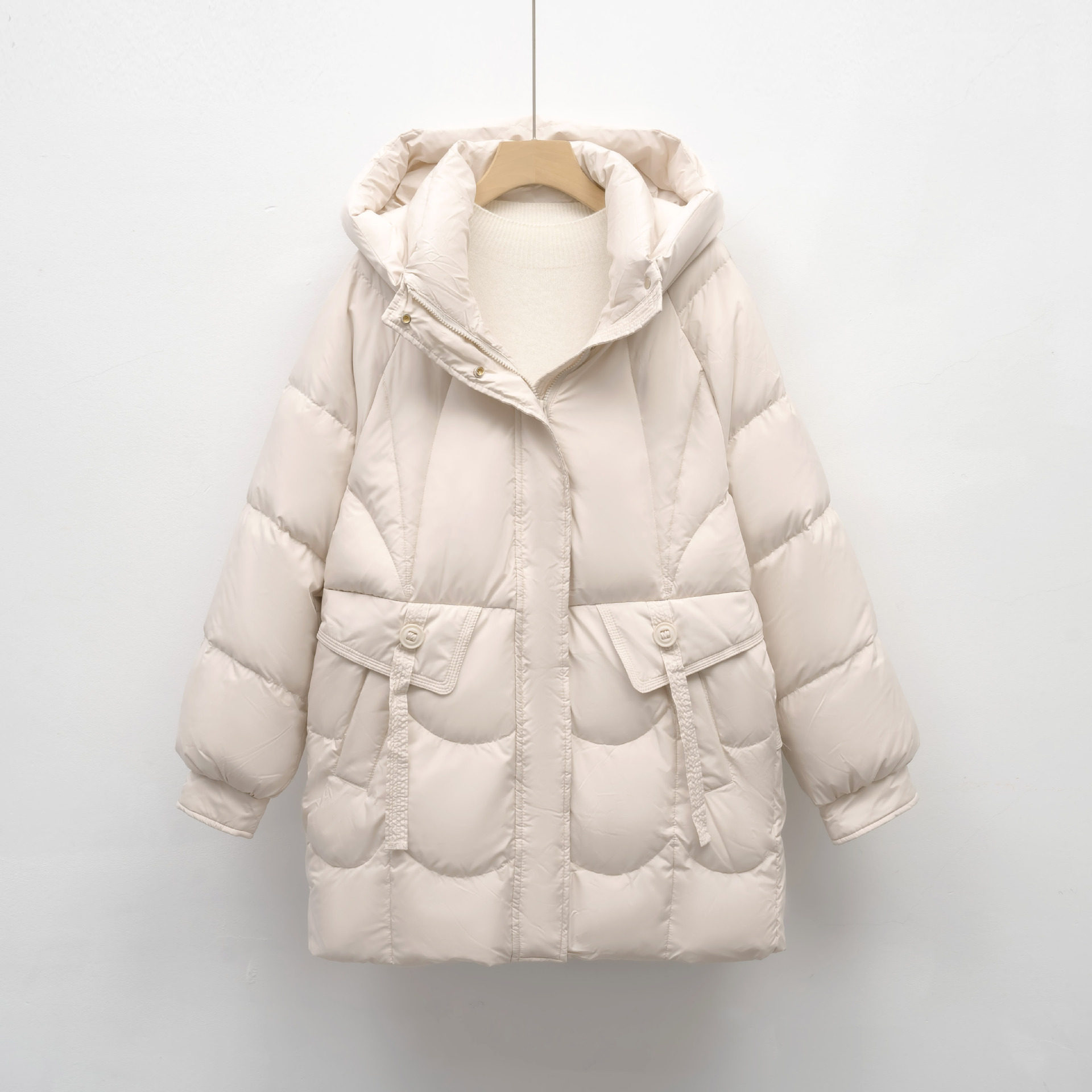 唯品会特卖断码清仓特价处理加厚白鸭绒羽绒服女装品牌正品春秋冬