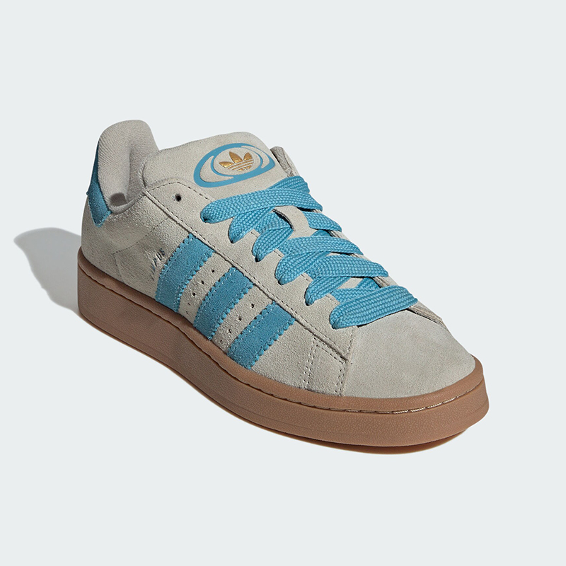 阿迪达斯正品女士板鞋