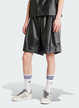 Adidas/阿迪达斯正品三叶草男士亮泽感仿皮休闲运动短裤IZ4043