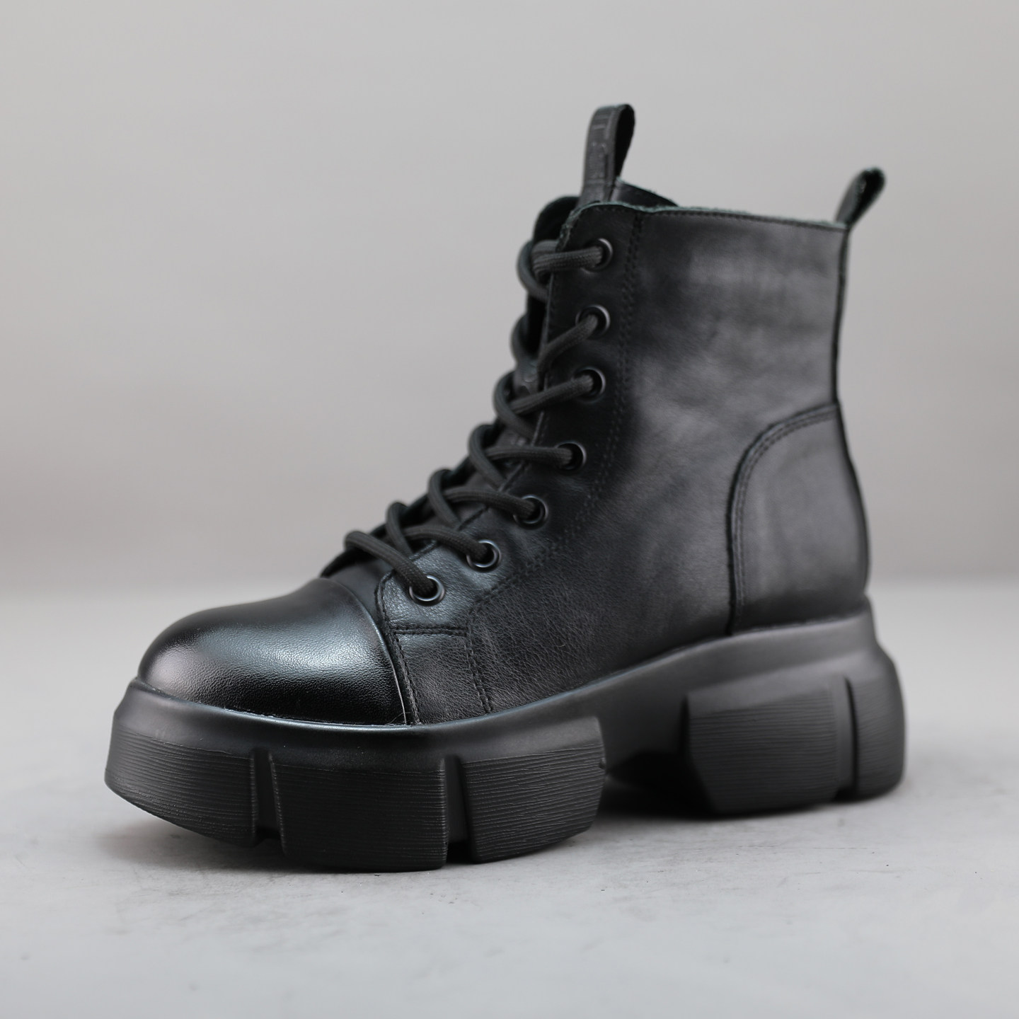 断码清仓女鞋37码冬季英伦厚底时尚休闲马丁靴真皮头层牛皮女短靴,女鞋,马丁靴,淘宝优惠券,粉丝福利购,淘宝优惠卷