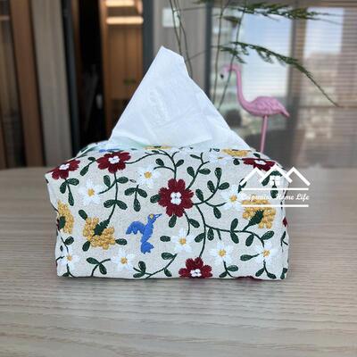 桶口日式重工棉麻刺绣蜂鸟纸巾盒