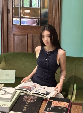 BlurIntoU【夏日乖乖牌】Pr@da前后两穿绑带背心打底学院显瘦百搭