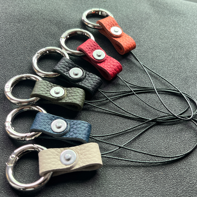 厚实头层牛皮制作指环手机挂绳挂饰真皮皮挂件钥匙扣男女生情侣款
