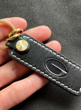 适用广汽传祺M8 GS8 GS4 M6GA6汽车钥匙扣挂件真皮牛皮定制印字母