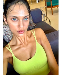 外贸新款潮牌防震文胸美背运动内衣瑜伽上衣荧光绿加宽下塑身背心