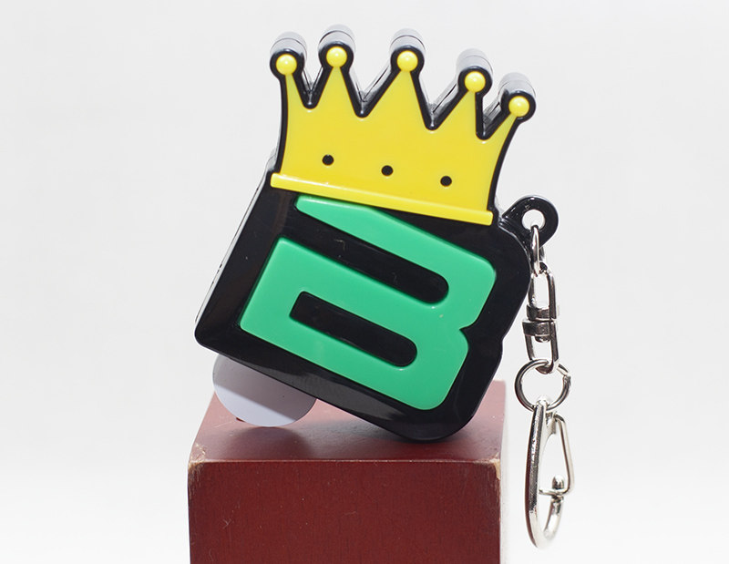 日韩天团系列 bigbang 皇冠l造型钥匙扣散装电池已坏不能出声