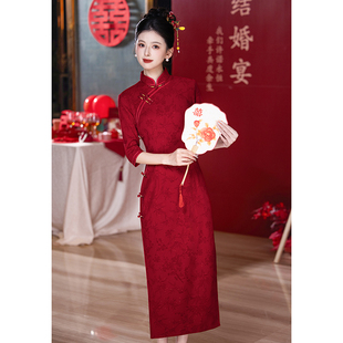 年轻款订婚旗袍2026年新款日常新娘婚礼中袖秋红色妈妈改良喜婆婆