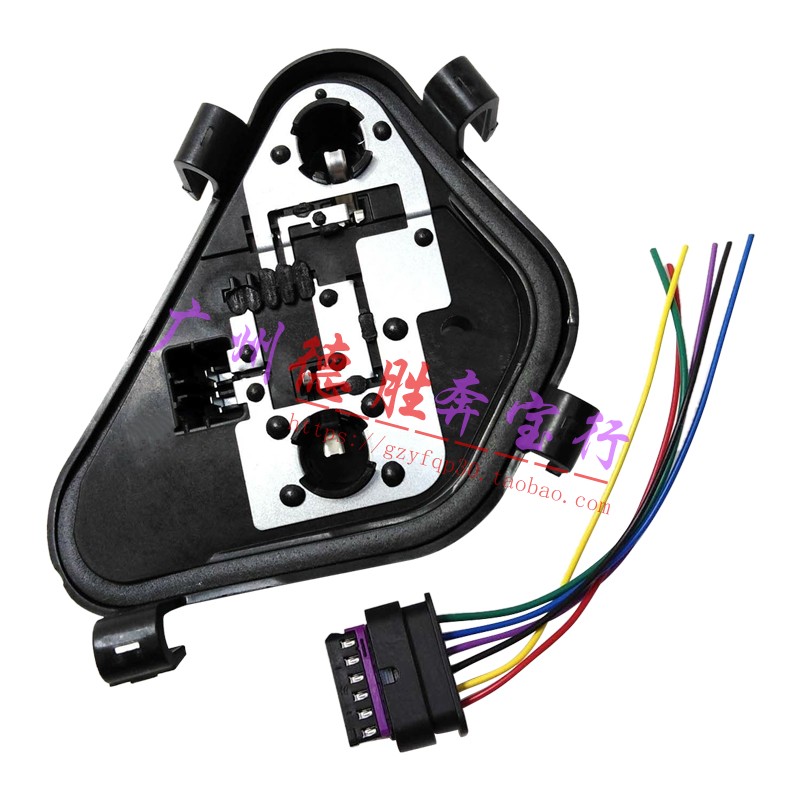 适配于宝马3系F30尾灯F35 316 320灯泡底座适用宝马3系F30尾灯F35