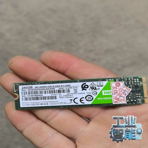 询价~WD西数240G固态硬盘 M.2接口 SATA协议 2280