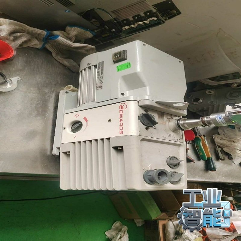 询价~爱德华RV8真空泵，电压220V，比较久，保养好的，