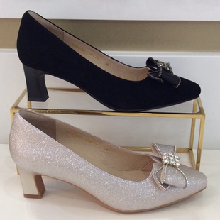 哈森HARSON正品春秋季粗高跟尖头HS257933蝴蝶结女单皮鞋HL237925