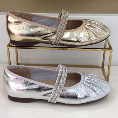 哈森正品软底玛丽珍低跟女单皮鞋