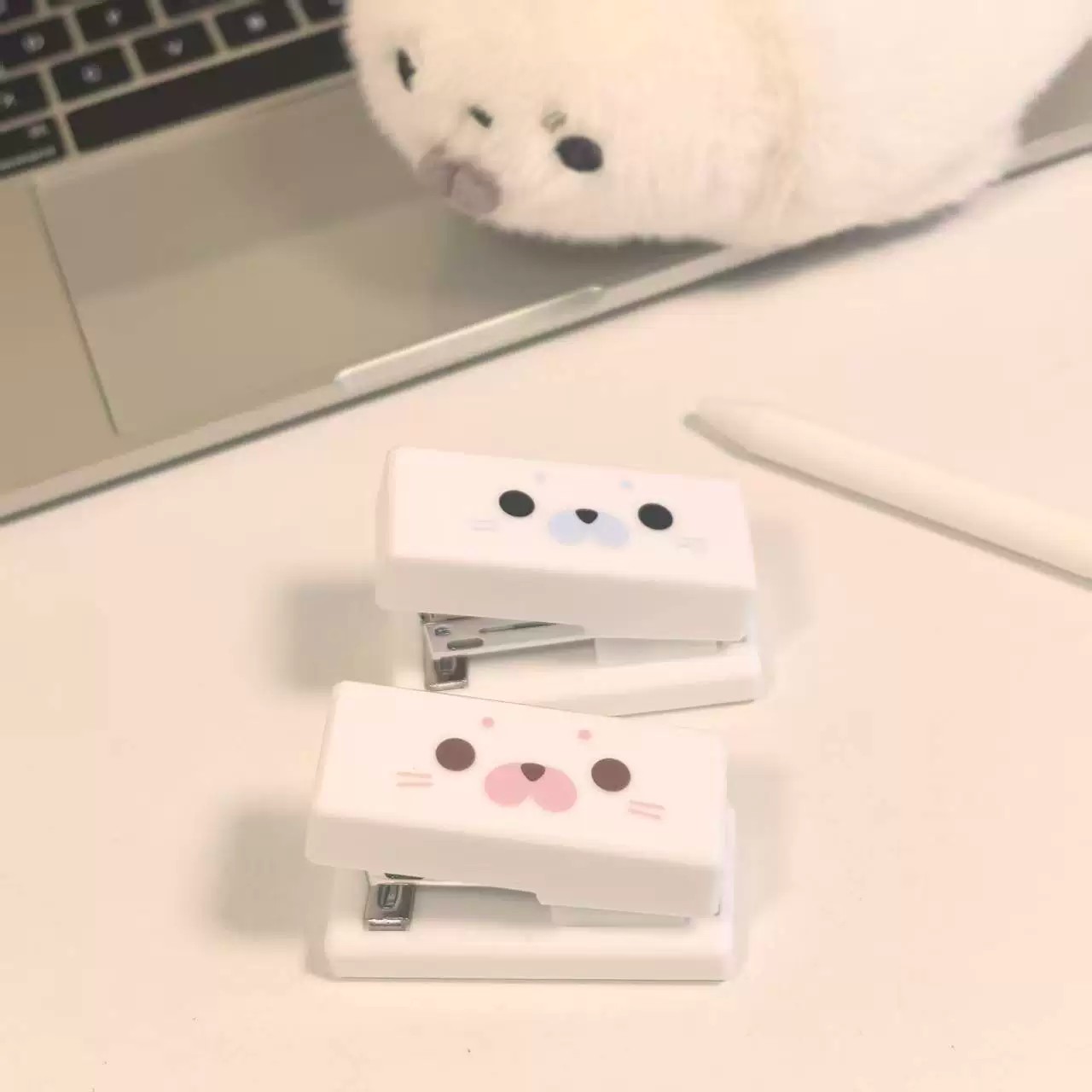 无印风透明迷你省力便携订书机